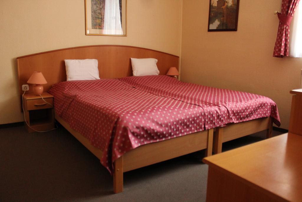 באלאטונפורד Hotel Blaha Lujza חדר תמונה